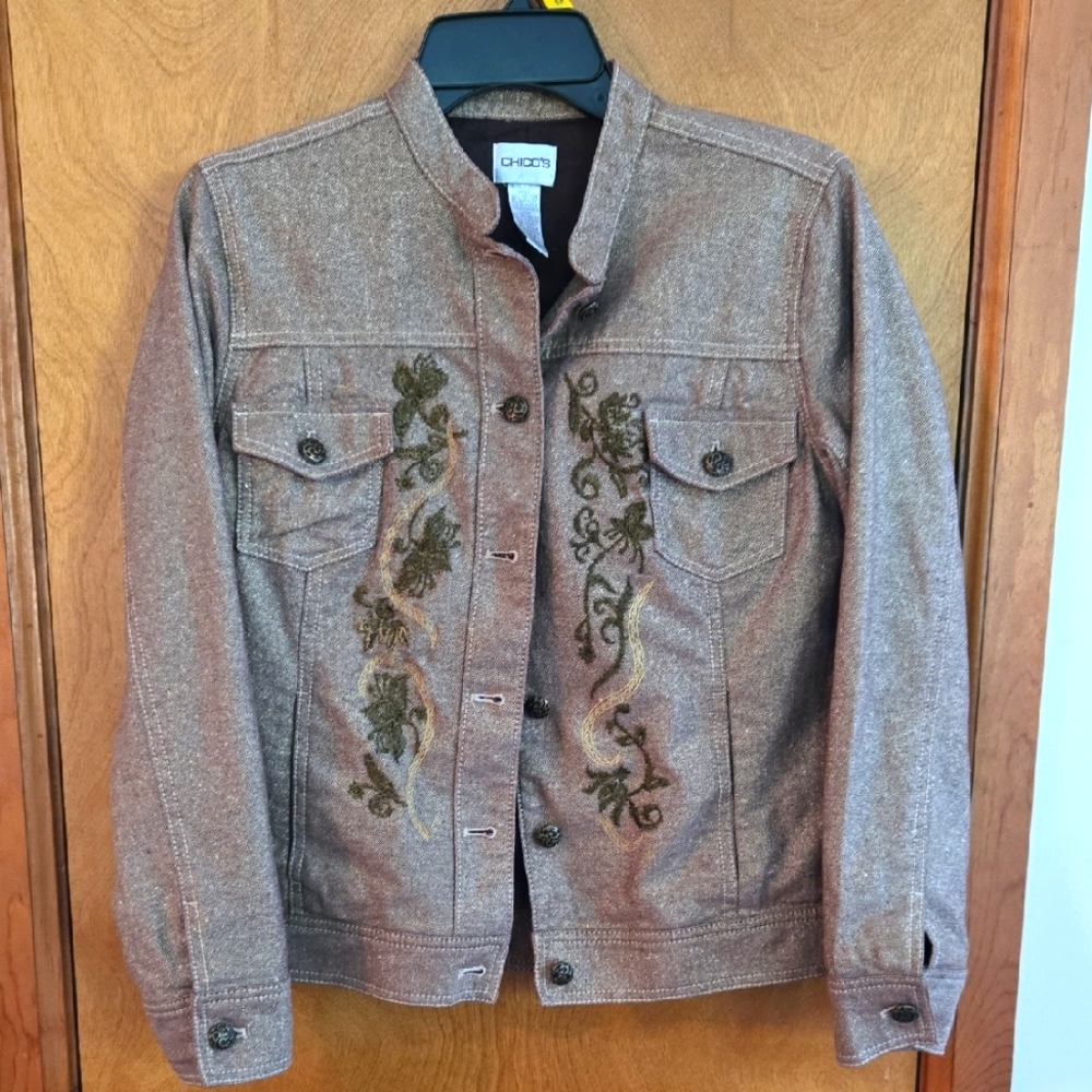 Chicos Size 0 (Size 4) Brown, Green, And Gold Metallic Embroidered Denim Jacket